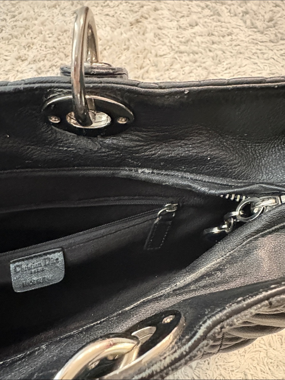 Black Quilted Leather Satchel Handbag - Designer Style - Picture 11 of 13